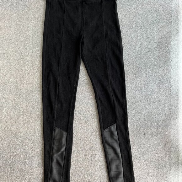 Ralph Lauren Black Knit Riding Leggings w/ Black Faux Leather patches Size B - Picture 1 of 5